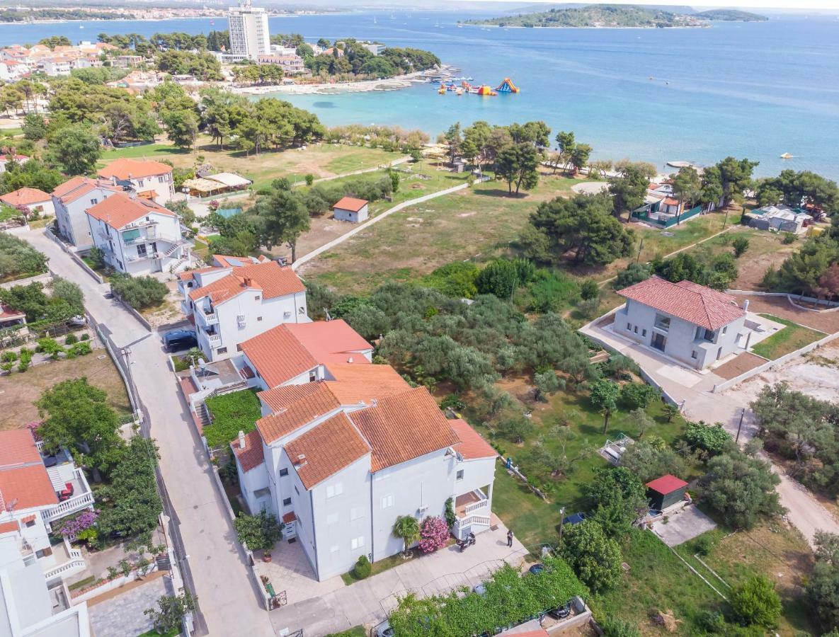 Apartments And Rooms On The Beach Vodice Exterior foto